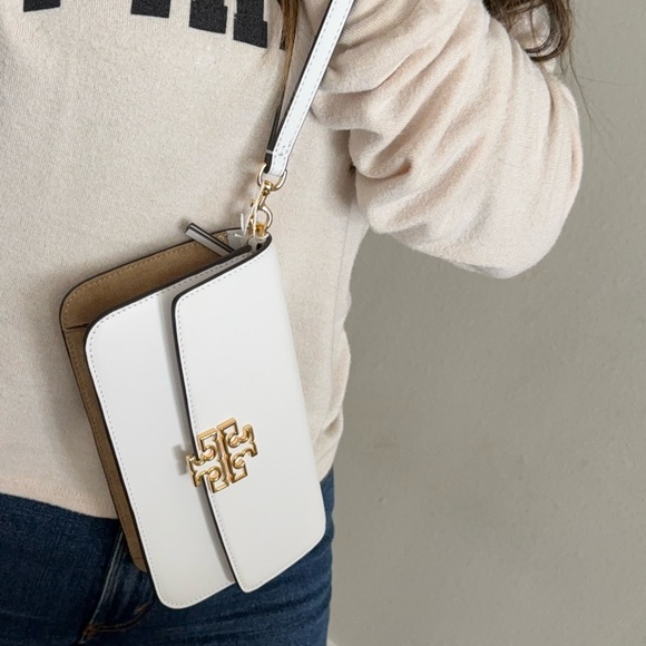 NWT ,Tory Burch Britten soft chain wallet W Wristlet White and Gold Wome… - Picture 14 of 15